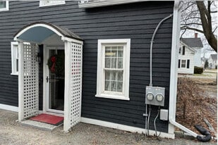 Building Photo - 167 Wilson St