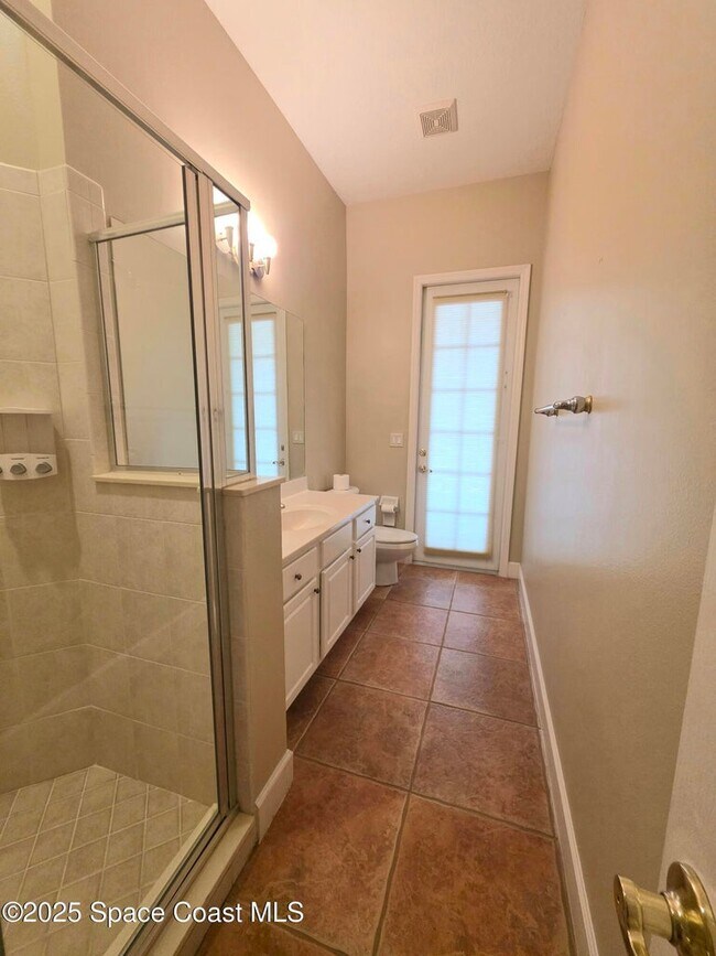 Building Photo - 4513 Canard Rd