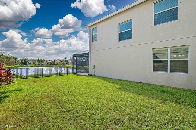 Building Photo - 11041 Yellow Poplar Dr