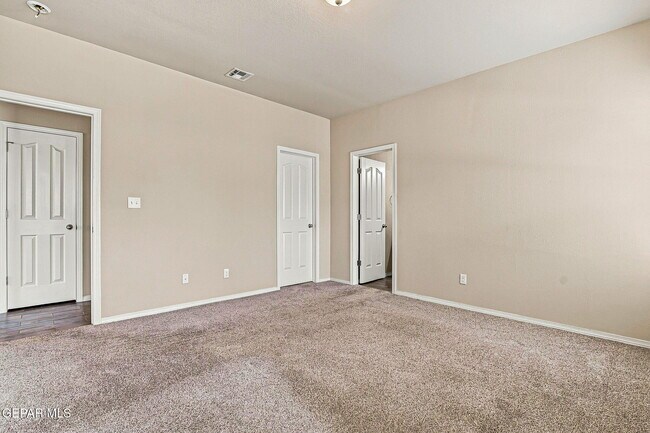 Building Photo - 14832 Orsten Artis Ave