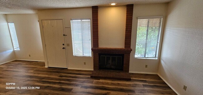 Building Photo - NORTH PARK / SAN DIEGO - Nice 2 Bedroom / ...