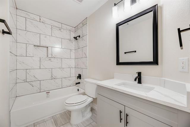 Building Photo - 703 N Tennessee St