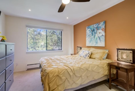 Building Photo - 844 Reichert Ave