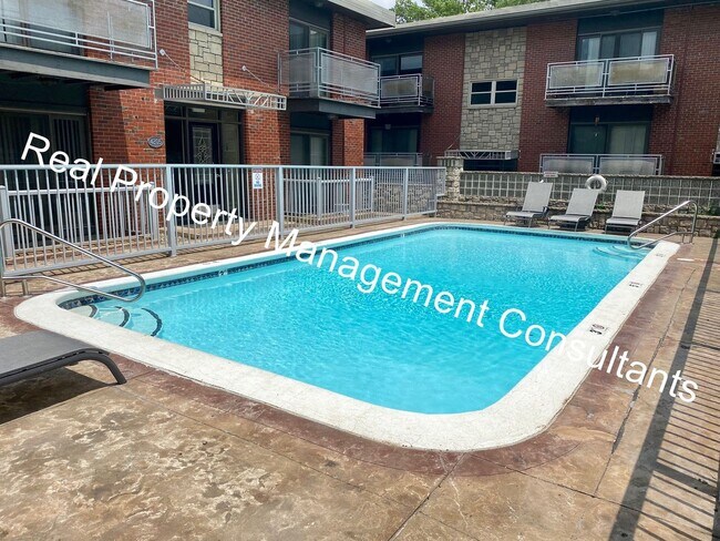 Building Photo - 4209 Clark Ave