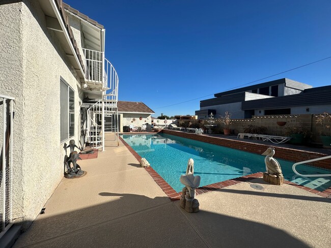 Building Photo - 1 Bedroom Casita