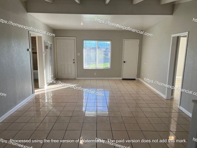 Building Photo - Nice Home For Rent