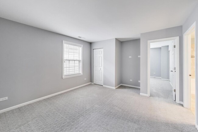 Building Photo - 10 N Dryden Pl