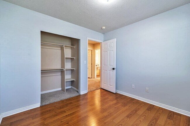 Building Photo - 3 Bed - 2.5 Bath, Beautiful Home in Ogden - Fully Fenced Yard! - Available on June 10th!