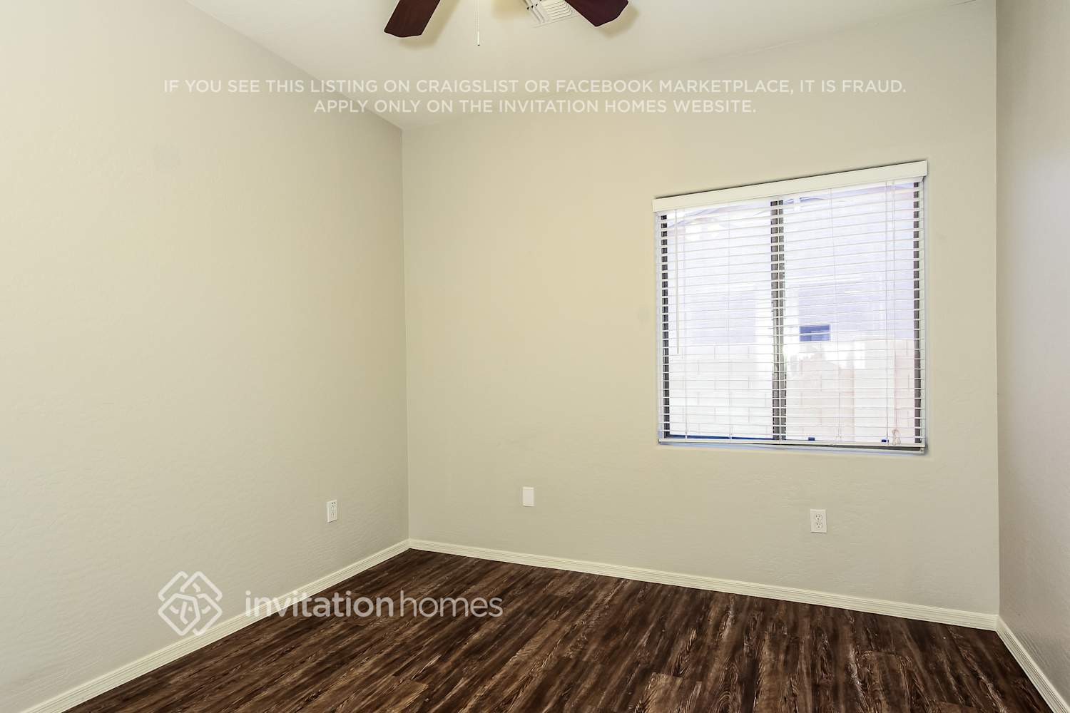 Building Photo - 14913 N 153rd Ave