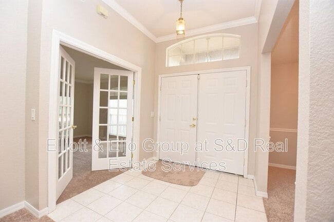 Building Photo - 6233 Napa Dr