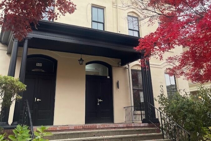 Primary Photo - 150 S Franklin St