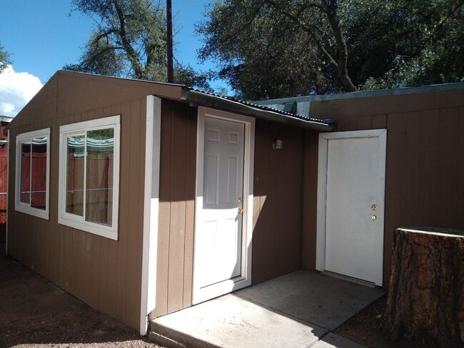 Building Photo - 3 Bed / 2 Bath Home + 1 bed / 1 bath Casita & work shop