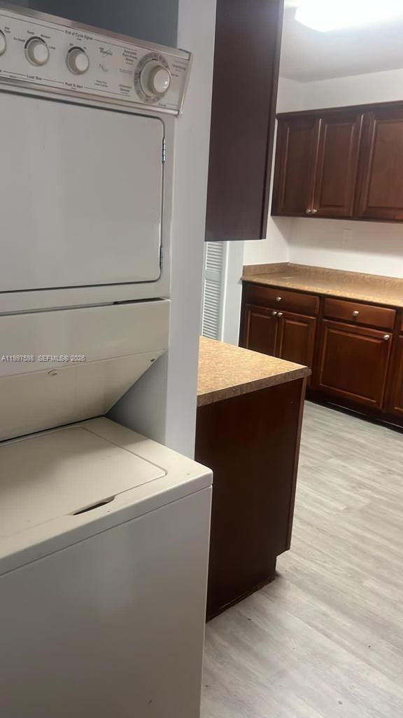 Building Photo - 3347 SW 23rd St