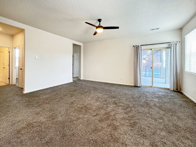 Building Photo - Newer home in Solcito Subdivision in Cente...