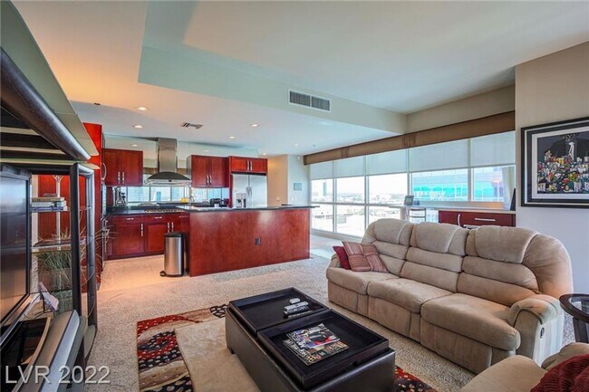 Building Photo - 4575 Dean Martin Dr