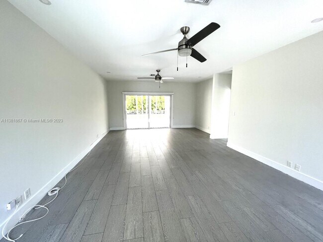 Building Photo - 7720 SW 147th Terrace