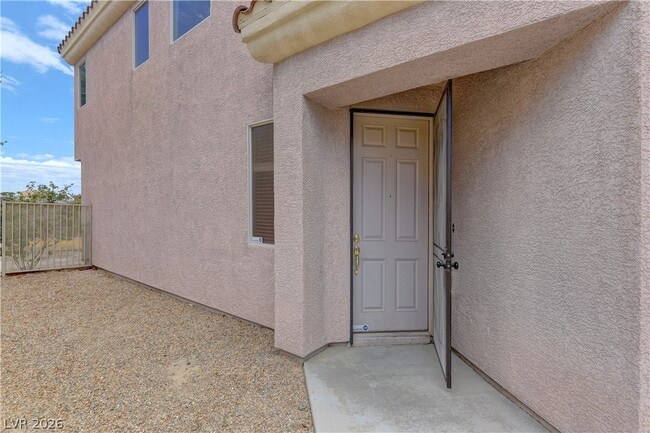Building Photo - 9278 Bearded Iris Ave