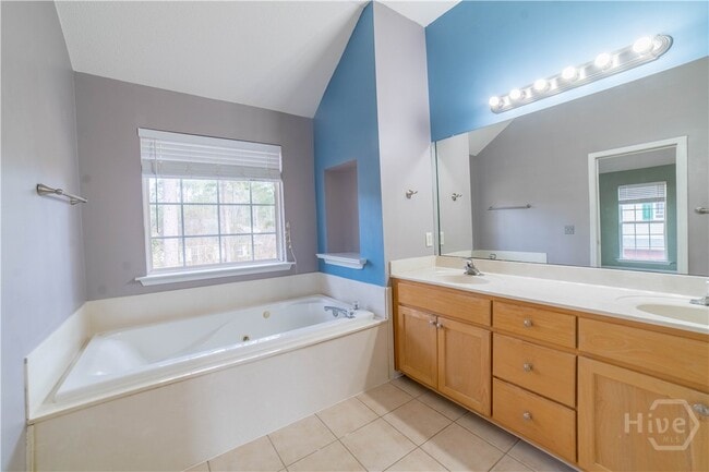 Building Photo - 422 Copper Creek Cir