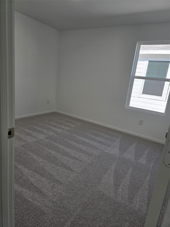 Building Photo - 21531 Willow River Canyon Ln