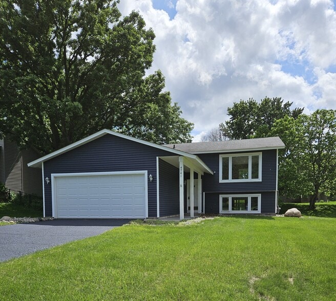 Primary Photo - 4741 Narvik Dr