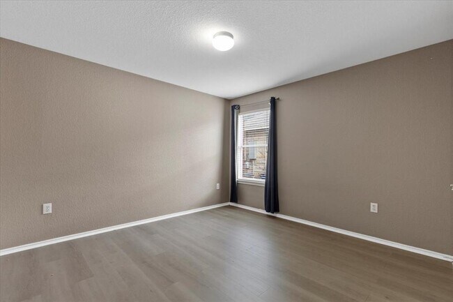 Building Photo - 5621 Abby Ann Ln