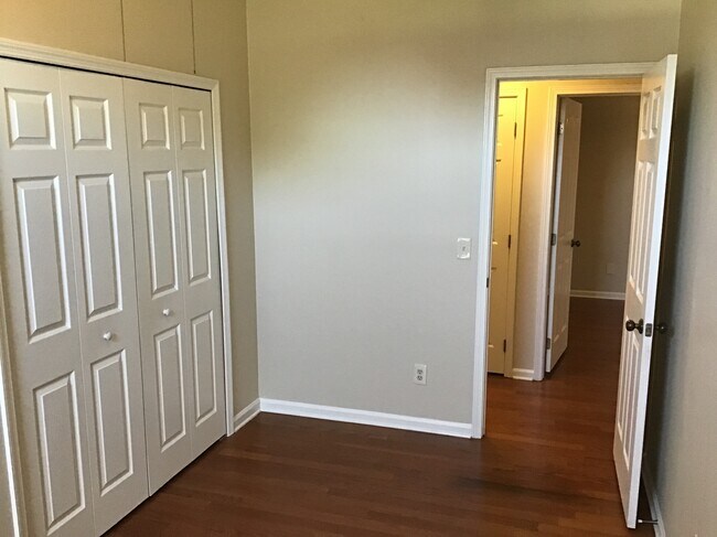 Building Photo - 3264 Fox Squirrel Dr