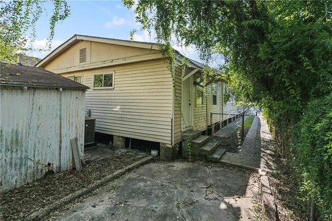 Building Photo - 3111 General Taylor St