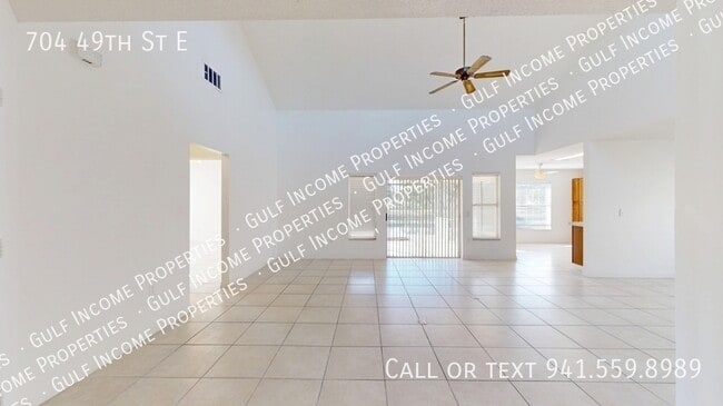 Building Photo - 704 49th St E