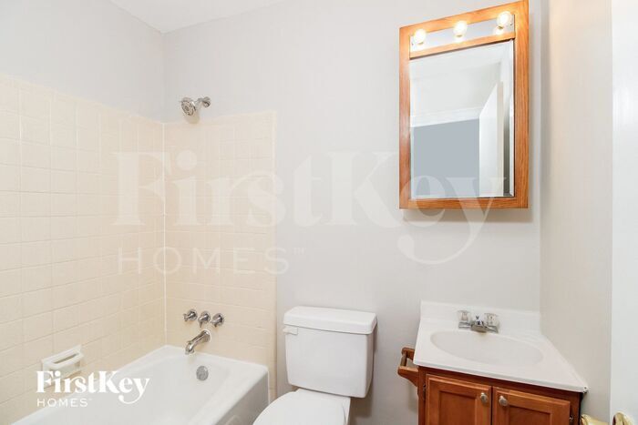 Building Photo - 4003 Broadacres Dr