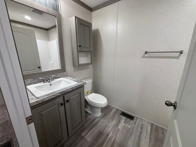 Building Photo - 23488 Winifred Ave