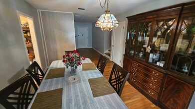 Building Photo - 10841 Scott Mill Rd