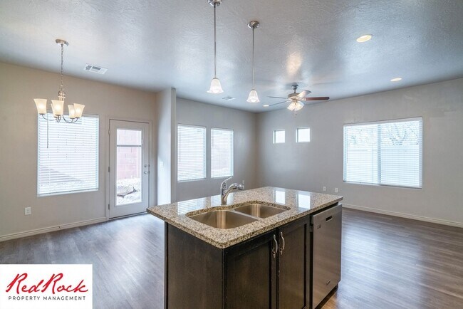 Building Photo - 4 Bedroom Home In The Villas At Sienna Hills