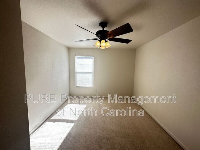 Building Photo - 723 Skywatch Ln