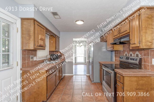 Building Photo - 6913 Dorsey Dr