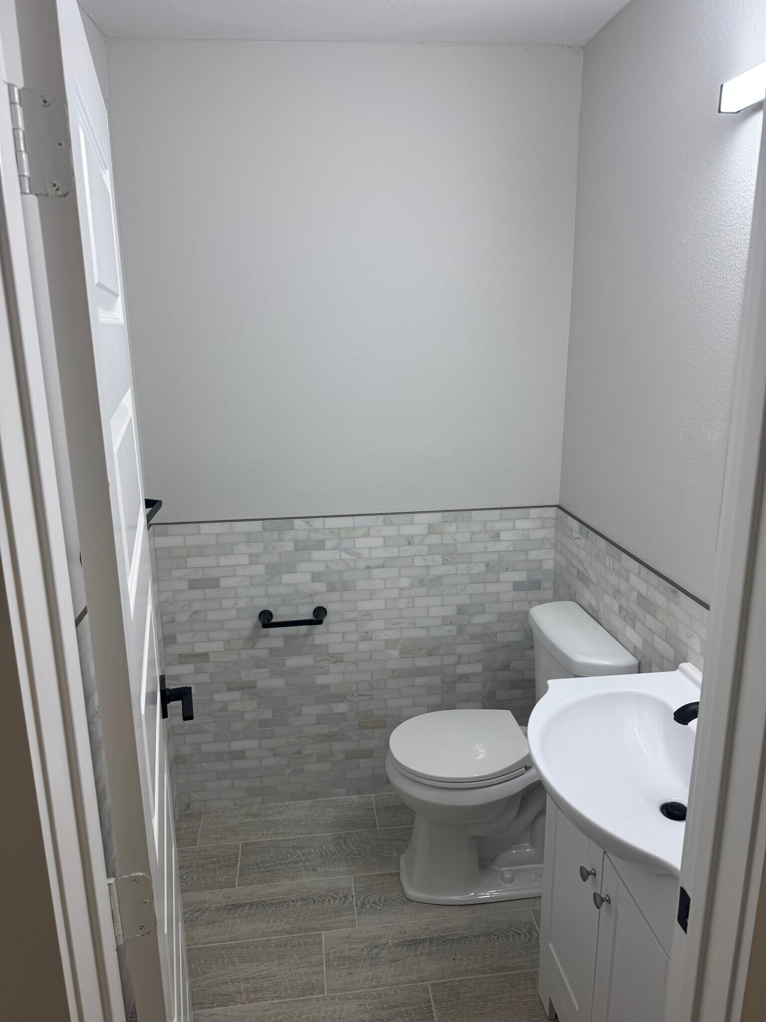 Building Photo - 1311 Caladium Dr