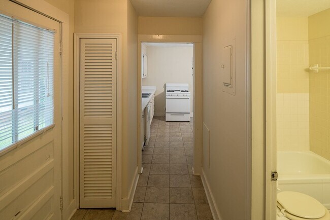 Building Photo - 110 Colonel Muldrow Ave