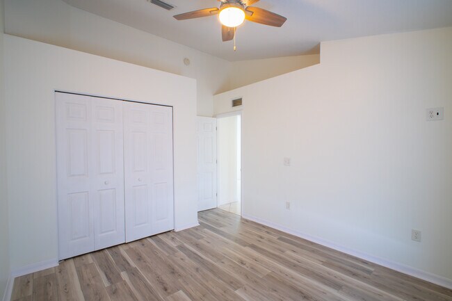 Building Photo - 7239 Rangi Dr