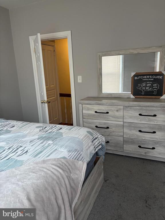 Building Photo - 2250 N Lambert St