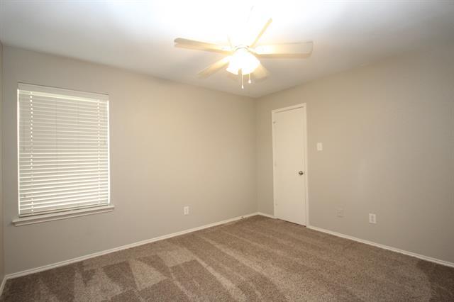 Building Photo - 2 Wrexgate Ct