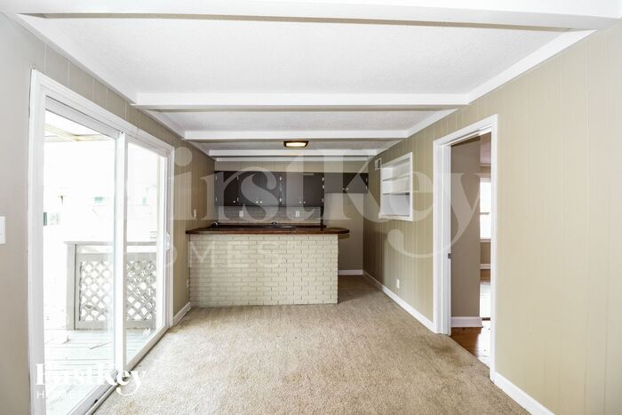 Building Photo - 8039 Chambers St