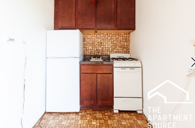 Building Photo - 739 W Belmont Ave