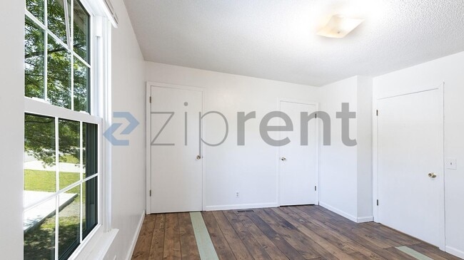 Building Photo - 626 Netherlands Dr