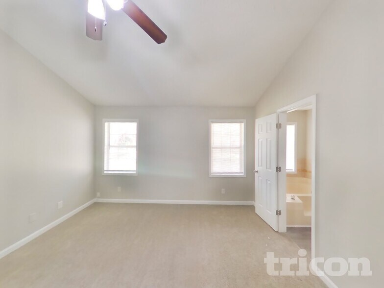 Building Photo - 850 Rambling Rose Ct NW