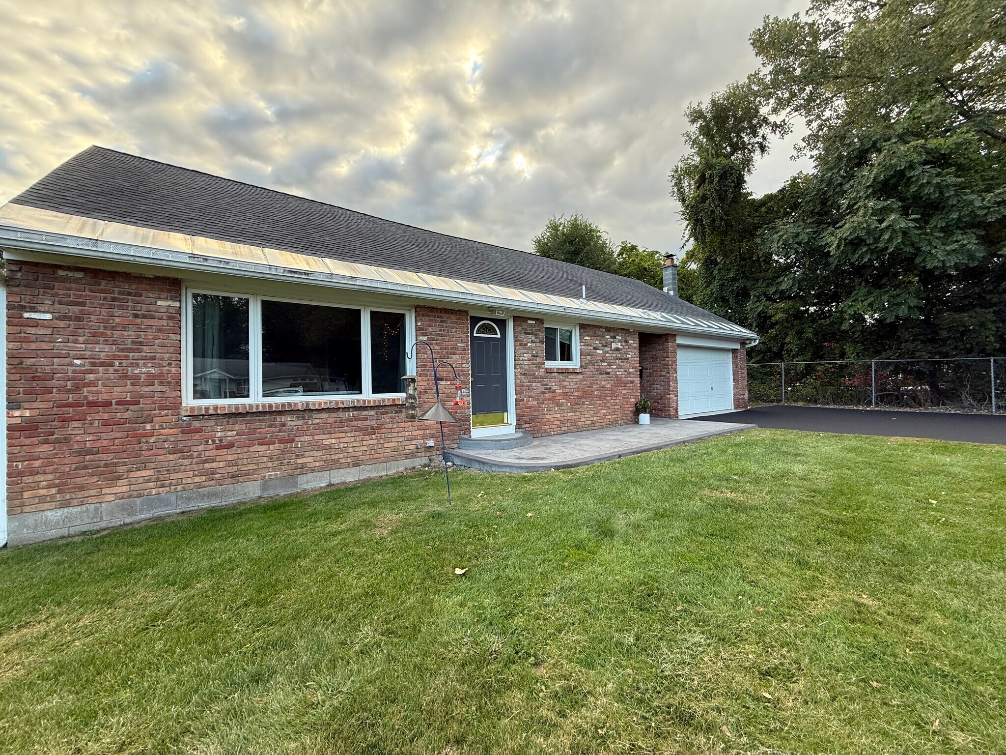 New front stamped concrete patio! - 26 Patricia Ln