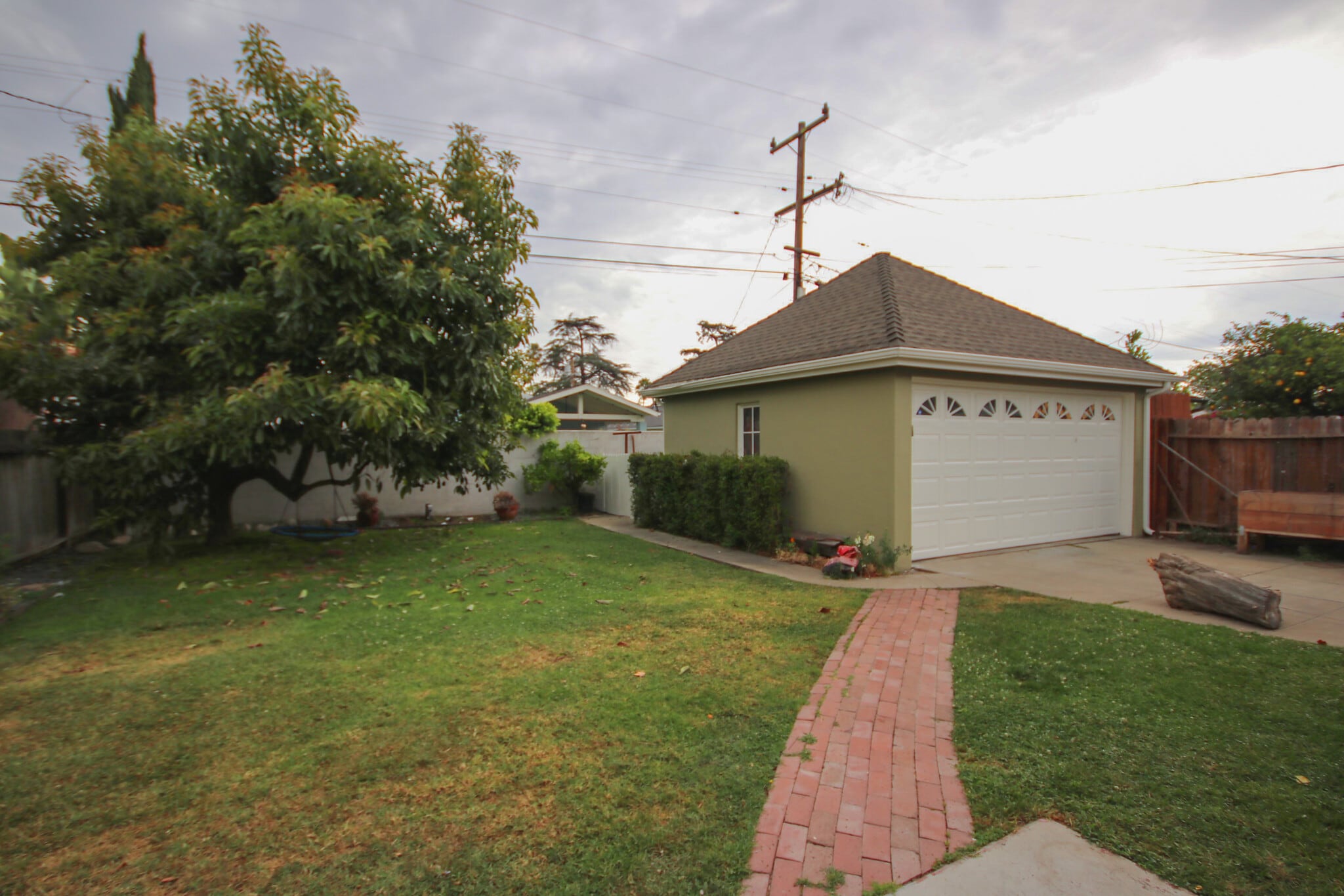 Building Photo - 412 N Campbell Ave