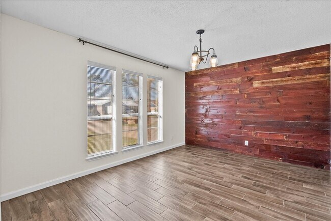 Building Photo - 3705 Misty Cove Ct