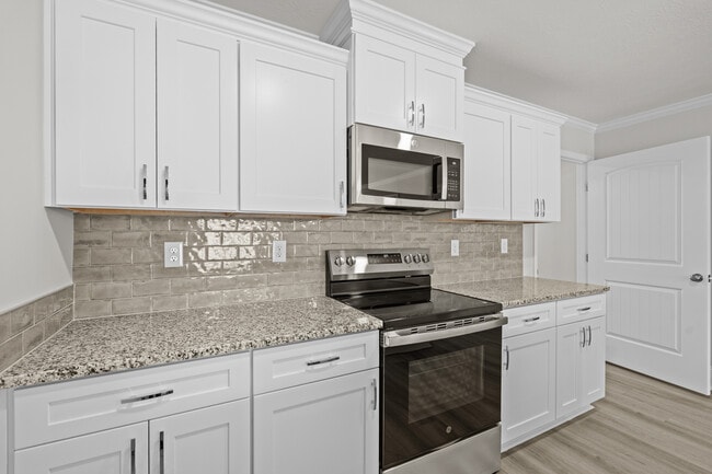 Building Photo - 8125 Bannock Cir
