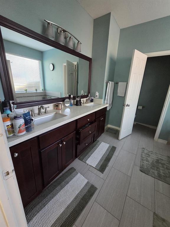 Building Photo - 1203 Cardinal Ln