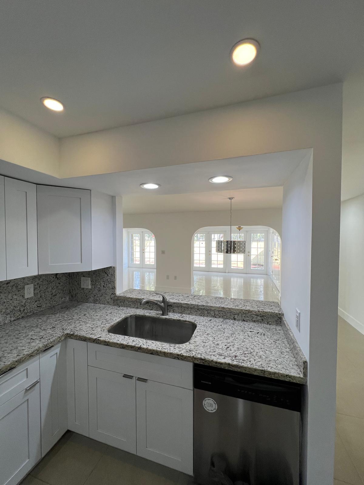 Building Photo - 1060 SW 111th Way