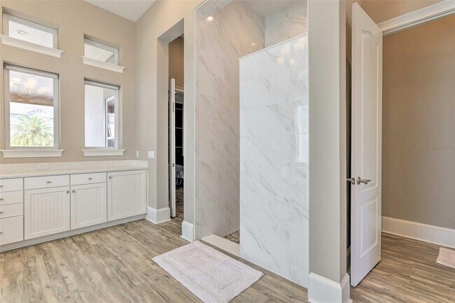 Building Photo - 13743 Walcott Avenue